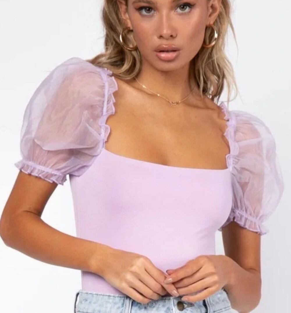 Princess Polly 4 Girl In Love Bodysuit Blouse Lilac Purple Puff Sleeve Coquette